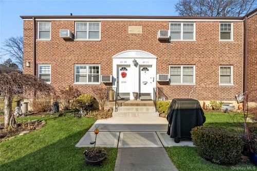 4-1322-63-09 252nd St, Little Neck, NY, 11362-2305 | Card Image