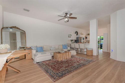 1966 Se 23rd Ter, Homestead, FL, 33035-2065 | Card Image