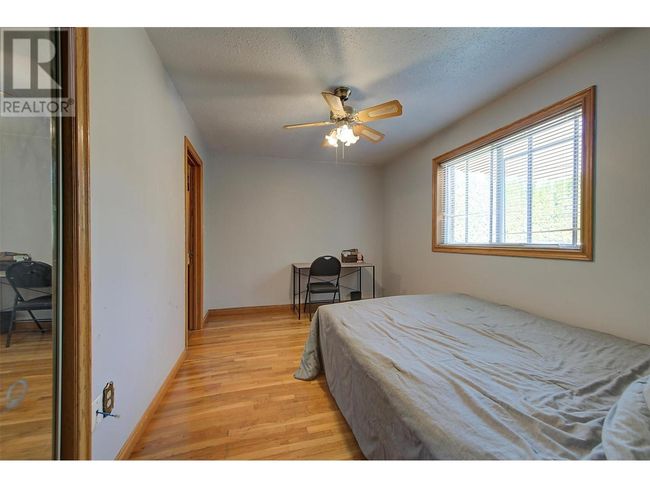 215 Arab Rd, House other with 8 bedrooms, 6 bathrooms and 5 parking in Kelowna BC | Image 20