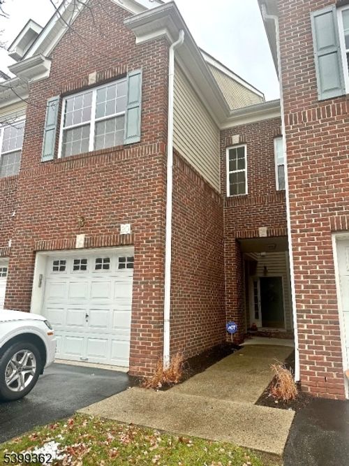 20 Taft Ln, Morristown, NJ, 07960-6160 | Card Image