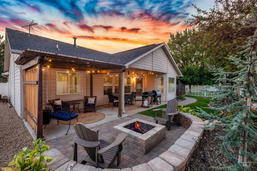 3509 Sunset Ave, Caldwell, ID, 83605-6298 | Card Image