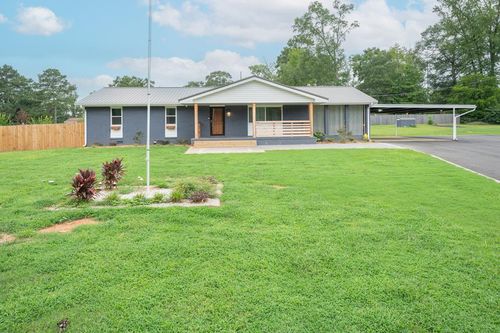 222 Sandra Dr, Smiths Station, AL, 36877-3950 | Card Image