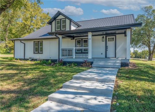 100 N Olive St, Otterville, MO, 65348-1336 | Card Image