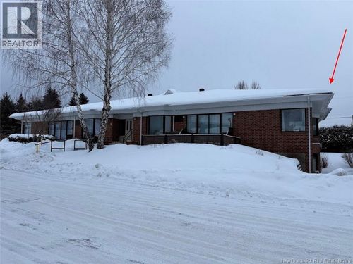 6-9 Sacré Coeur Ave, Edmundston, NB, E3V4E3 | Card Image