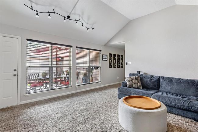 2806 Spring Dusk Ln, House other with 3 bedrooms, 2 bathrooms and 1 parking in Spring TX | Image 7