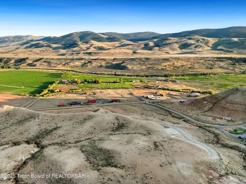 38 Mustang Dr, Dubois, WY, 82513-8930 | Card Image