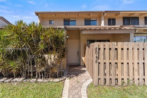 8045 Sw 21st Ct, Davie, FL, 33324-5555 | Card Image