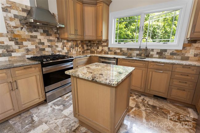 9 Gazebo Trl, Condo with 3 bedrooms, 2 bathrooms and null parking in Clyde NC | Image 10