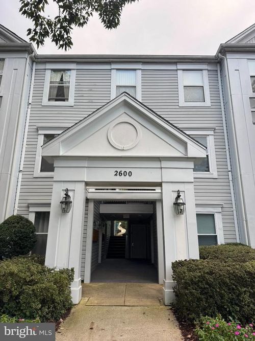 8-1-2600 Squaw Valley Ct, SILVER SPRING, MD, 20906-6166 | Card Image
