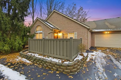 17-6069 Blendon Chase Dr, Westerville, OH, 43081-8663 | Card Image