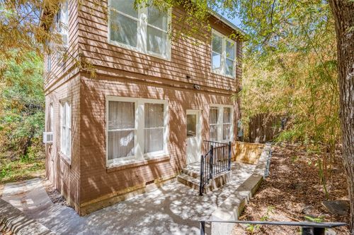apt-b-2810 Pearl St, Austin, TX, 78705-3557 | Card Image