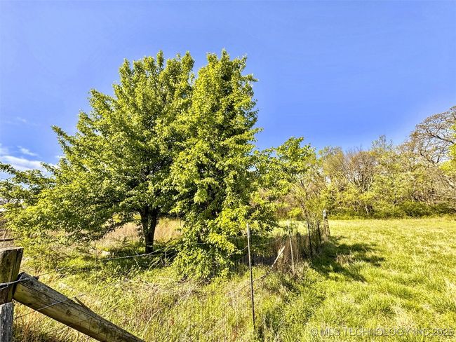 16289 W 810 Rd, House other with 4 bedrooms, 2 bathrooms and null parking in Tahlequah OK | Image 42