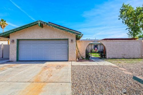 1909 S Athens Ave, Yuma, AZ, 85364-5015 | Card Image