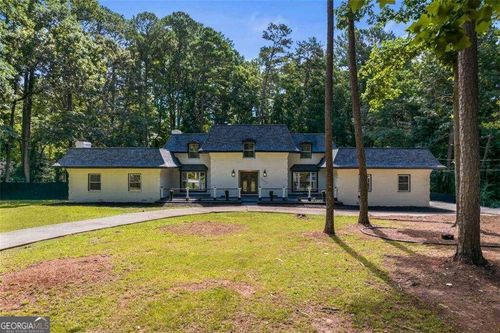 2023 Stoneleigh Drive, Stone Mountain, GA, 30087 | Card Image