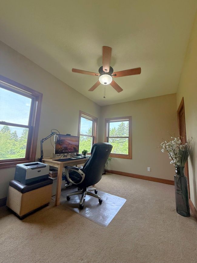 Den/Office/Nursery | Image 32