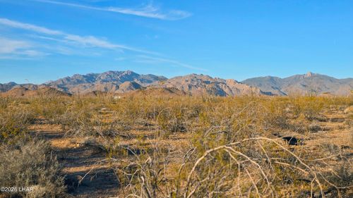 245-24-060 S Roll Rd, Yucca, AZ, 86438 | Card Image