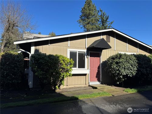 150 2nd Pl Nw, Issaquah, WA, 98027-3218 | Card Image