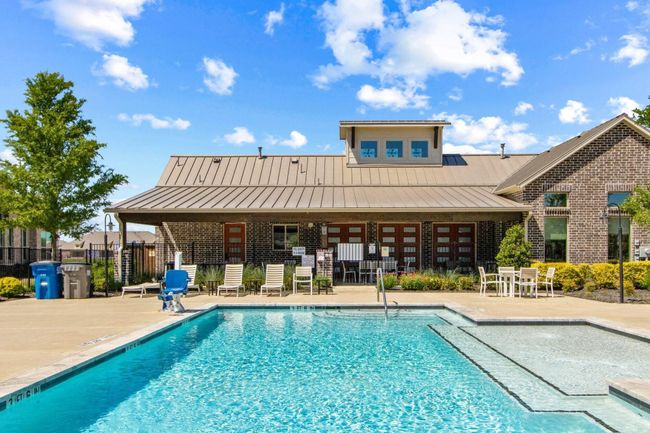 Woodbridge Villas Community pool. | Image 16
