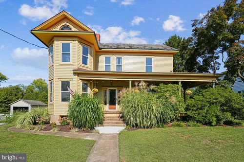 45 E Broad Way, LOVETTSVILLE, VA, 20180-8610 | Card Image