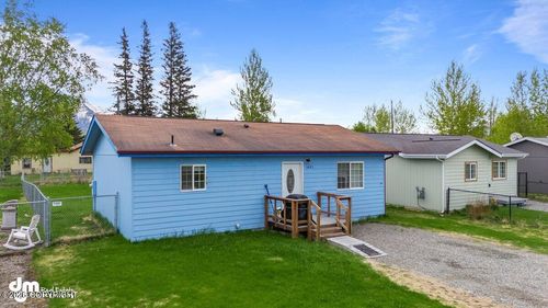 1421 S Bonanza St, Palmer, AK, 99645-6719 | Card Image