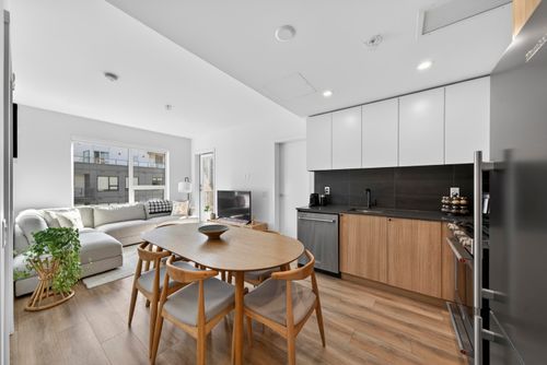 404-648 Lea Ave, Coquitlam, BC, V3J0P1 | Card Image