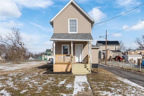 1747 5th Street Se, Canton, OH, 44707 | Card Image