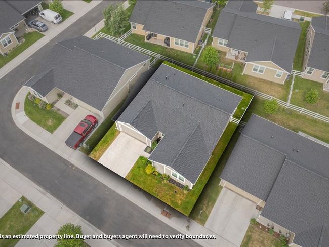 Aerial perspective of suburban area | Image 21