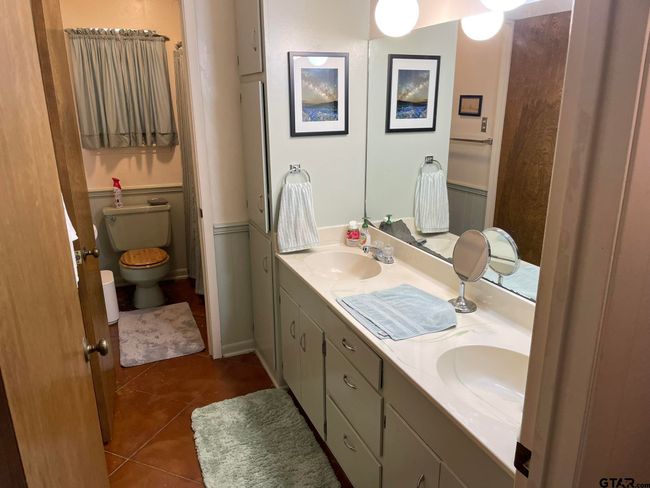 20312 Us Highway 69 S, House other with 4 bedrooms, 2 bathrooms and null parking in Tyler TX | Image 23