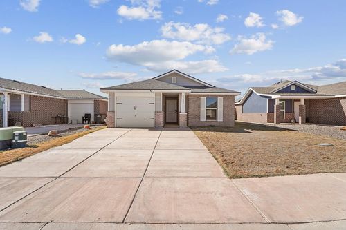 6727 Lonesome Dove Ln, Midland, TX, 79705-2748 | Card Image