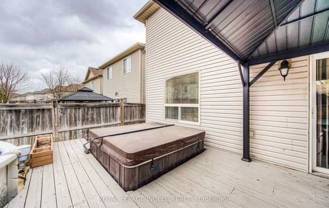 732 Grand Banks Dr, House other with 3 bedrooms, 4 bathrooms and 1 parking in Waterloo ON | Image 44