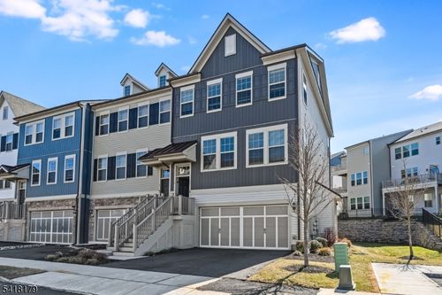14 Marigold Ct, Warren, NJ, 07059-3901 | Card Image