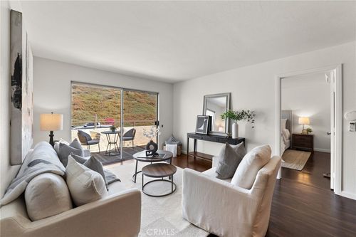 unit-q-21981 Rimhurst Dr, Lake Forest, CA, 92630-5976 | Card Image