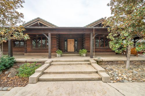 15900 El Camino Robles Rd, Redding, CA, 96001-4396 | Card Image