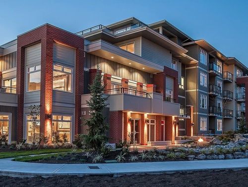 e205-20211 66 Ave, Langley, BC, V2Y0L4 | Card Image