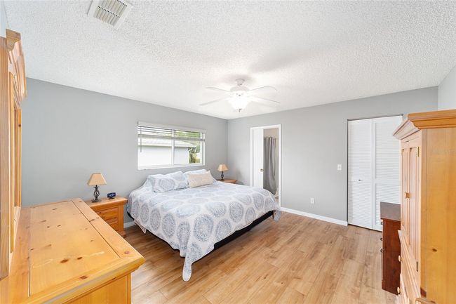 9741 Sw 97 Th Ln, House other with 2 bedrooms, 2 bathrooms and null parking in OCALA FL | Image 20