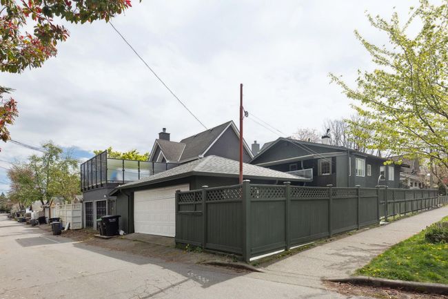 3099 W 6 Th Avenue, House other with 5 bedrooms, 3 bathrooms and 2 parking in Vancouver BC | Image 32