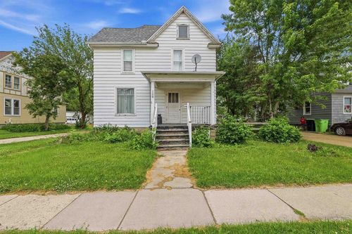 108 Prospect Avenue, Beaver Dam, WI, 53916 | Card Image