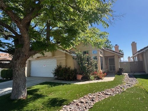 27364 Family Cir, Menifee, CA, 92586-4125 | Card Image