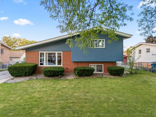 4516 W 117th St, Alsip, IL, 60803-2220 | Card Image