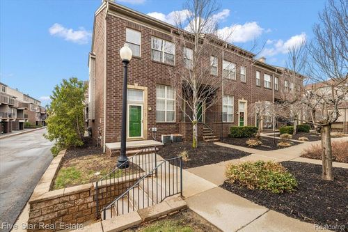 43 Georgetown Ct, Dearborn, MI, 48126-3400 | Card Image