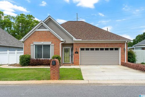 4010 Saddle Run Cir, Pelham, AL, 35124-2624 | Card Image