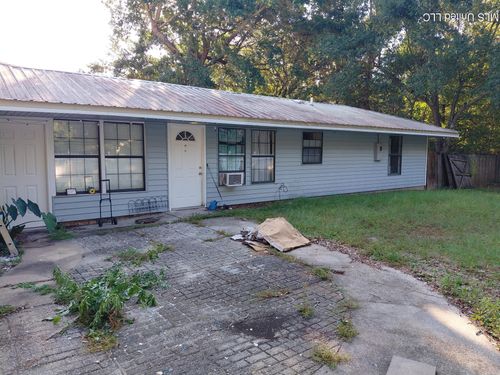 1028 Pino St, Long Beach, MS, 39560-3807 | Card Image