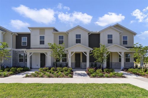 688 Lola Ln, OVIEDO, FL, 32765-6747 | Card Image