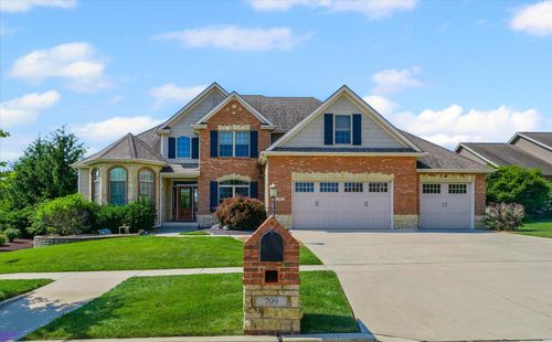 709 Lake Falls Blvd, Savoy, IL, 61874-7442 | Card Image