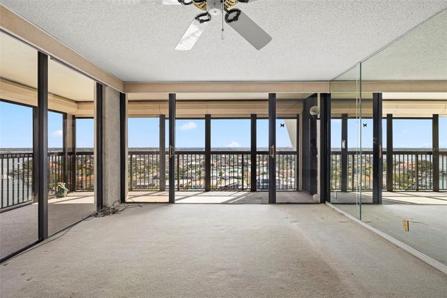 APT-1201 - 9415 Blind Pass Rd, Condo with 2 bedrooms, 2 bathrooms and null parking in ST PETE BEACH FL | Image 8