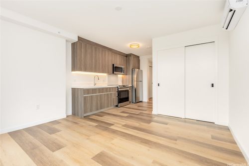 308-1551 Liona St, Honolulu, HI, 96814 | Card Image