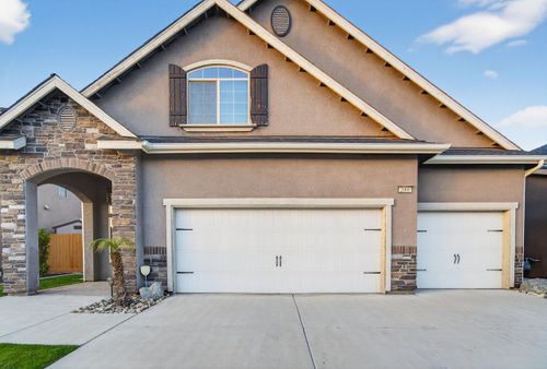 2060 W Hopkins Way, Hanford, CA, 93230 | Card Image