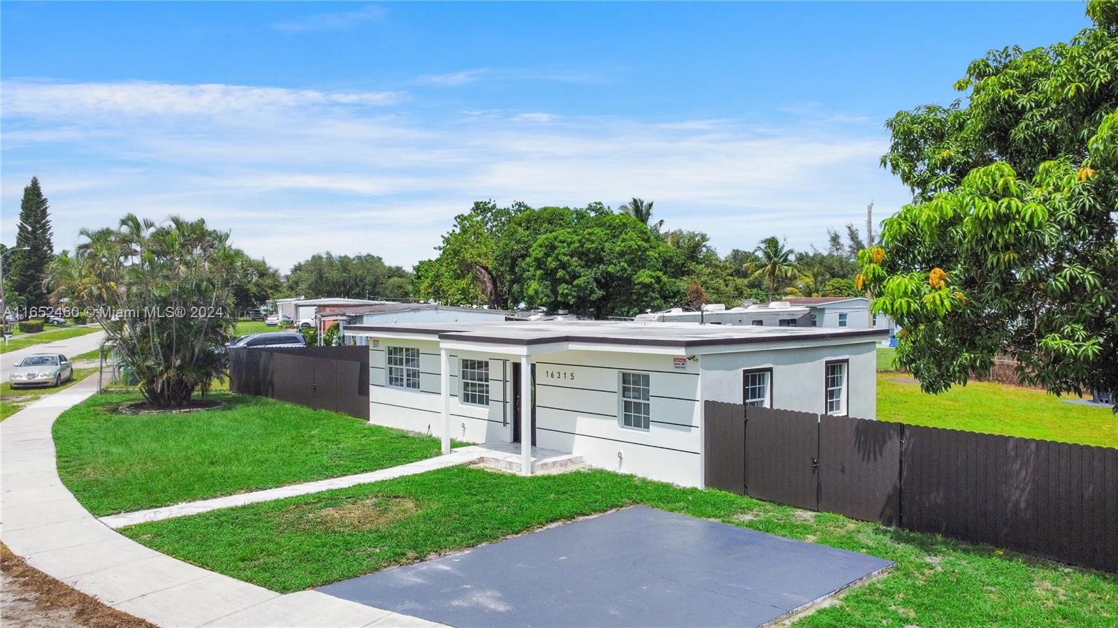 23rd Ct, Opa Locka, FL 33054