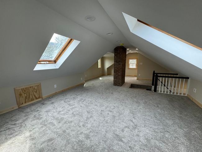 106 South St, Home with 0 bedrooms, 3 bathrooms and null parking in Proctor VT | Image 15