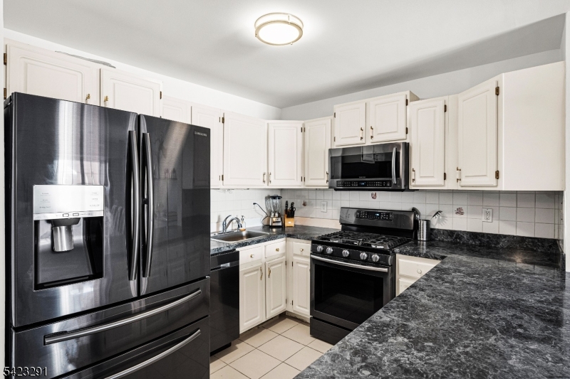 Residential in Newark City 3